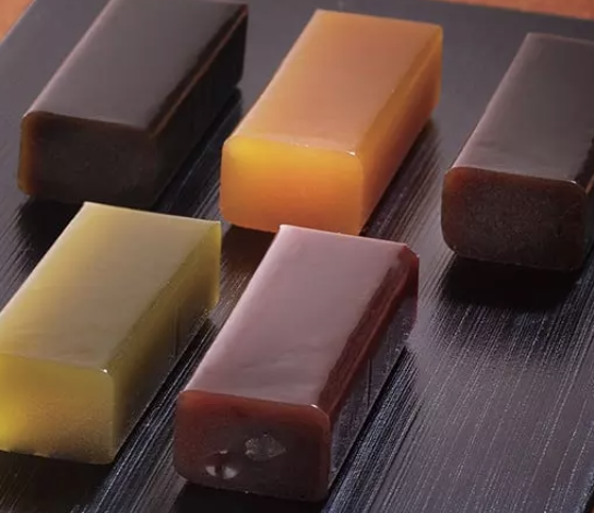 とらや「小形羊羹」