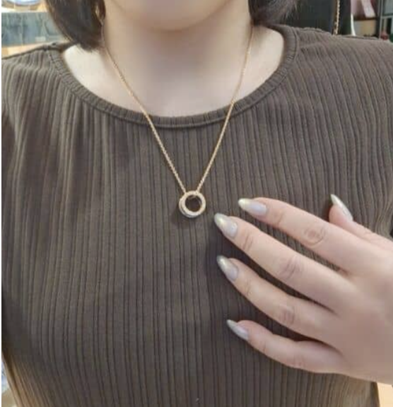 ブルガリネックレス