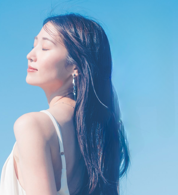 女性