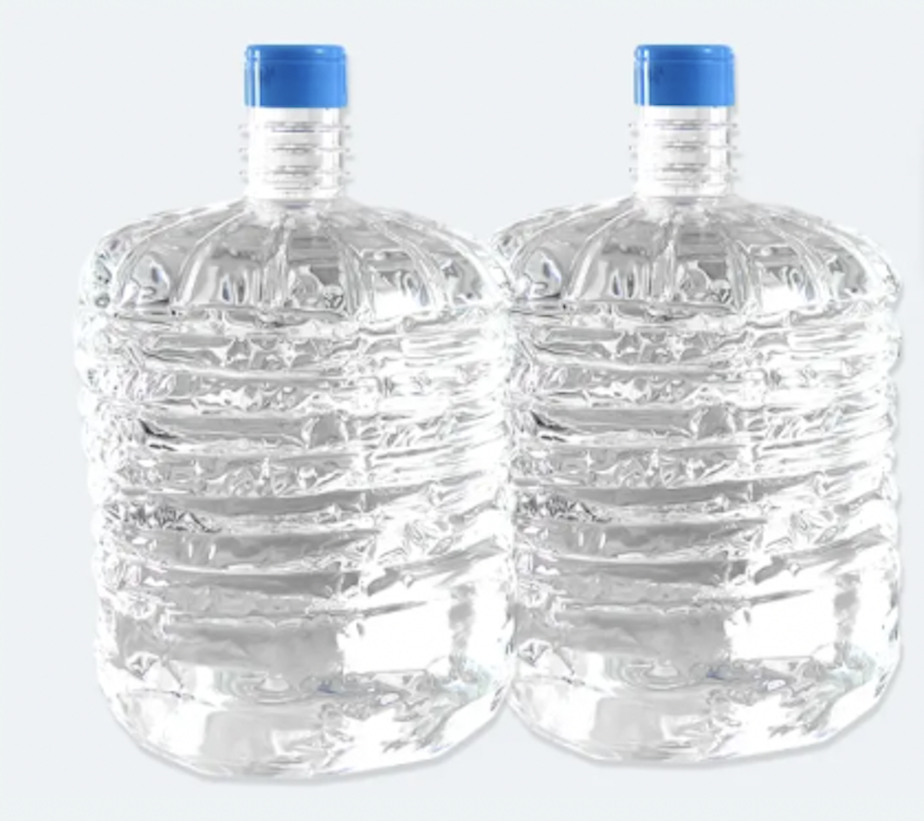 水