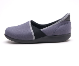 【スッと足入れ